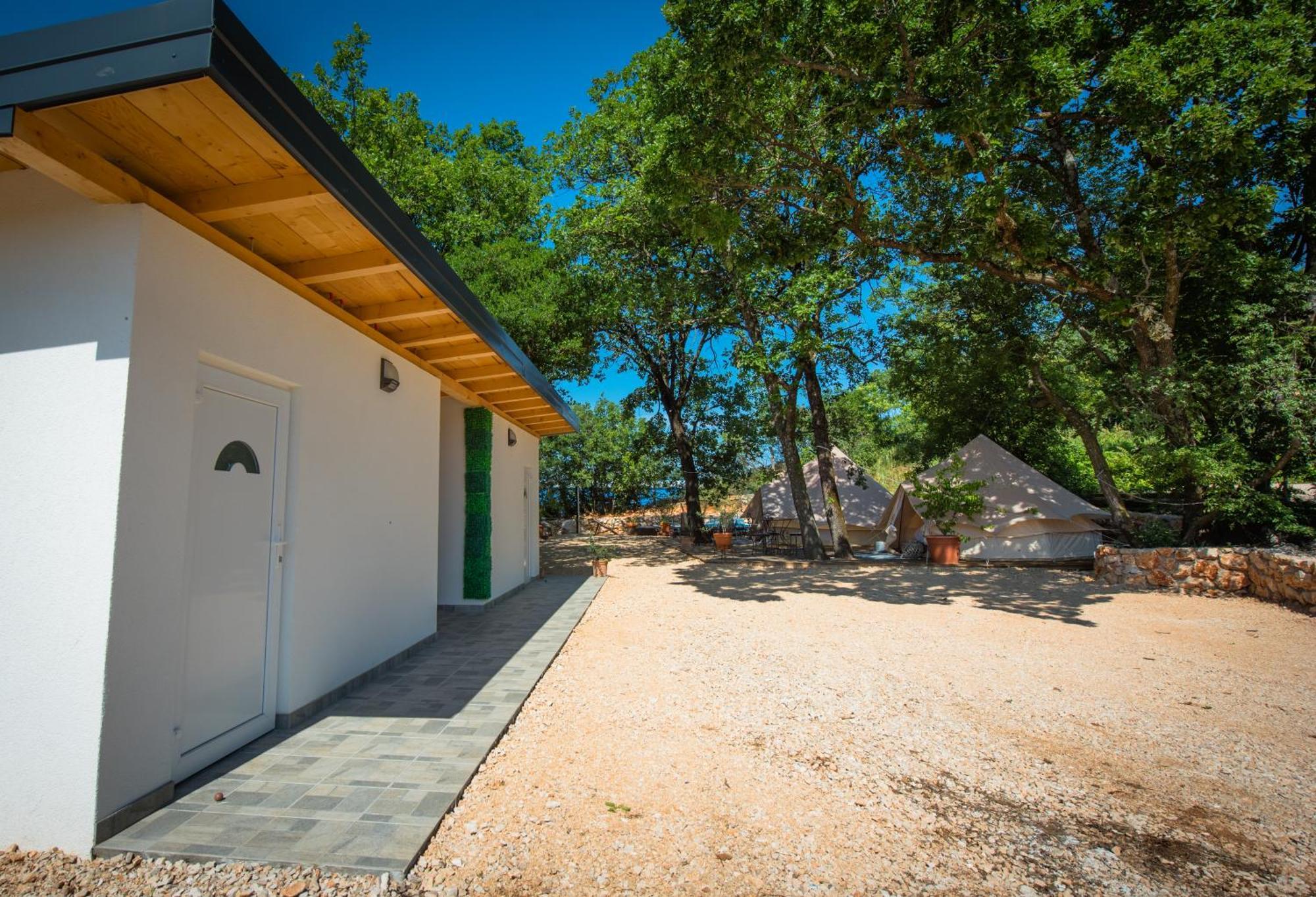 Rock Oak Camping 2 Imotski Dış mekan fotoğraf